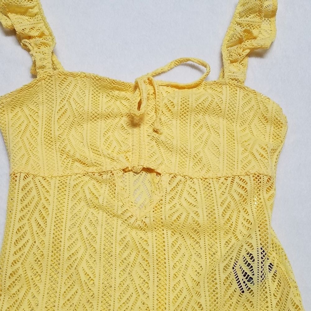 URBAN Outfitters Out From Under Cameron Yellow Crochet Cutout Bodysuit Medium - Picture 2 of 12